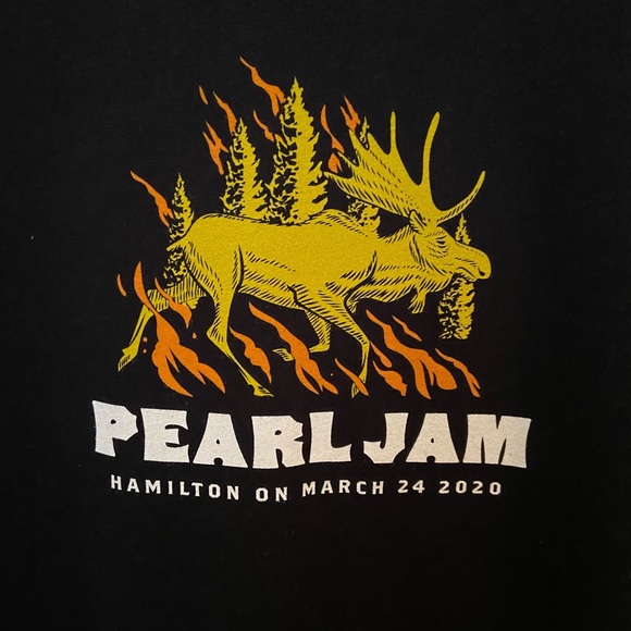 Pearl Jame Tee Shirt - Picture 2 of 4